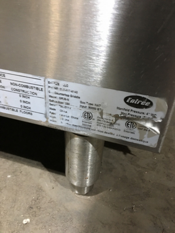 Entrée Commercial Countertop Natural Gas Powered Flat Griddle! With Back & Side Splashes! All Stainless Steel! Model GR36N! On Legs! - Image 6 of 8