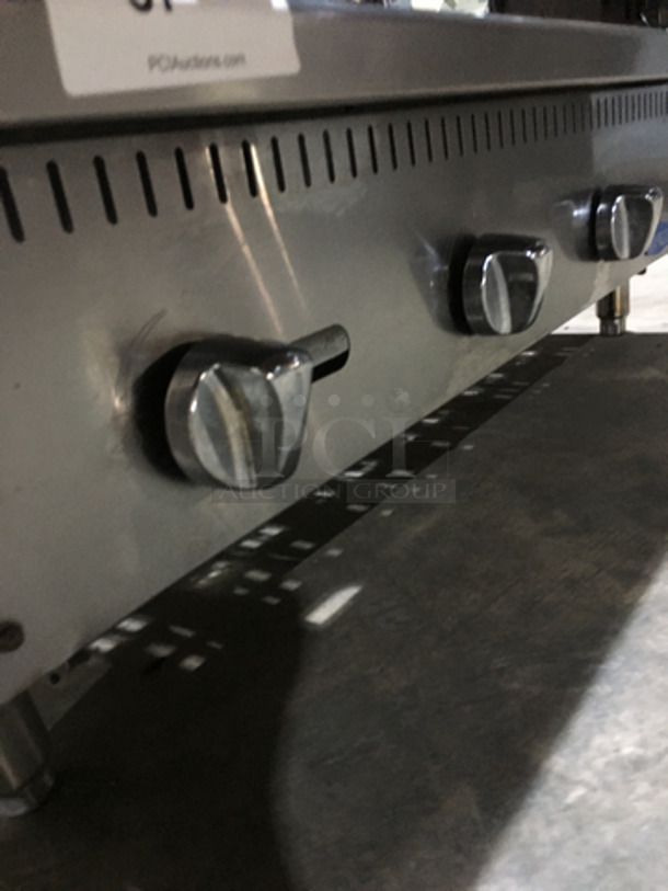 Cook Rite By Atosa Commercial Countertop Natural Gas Powered Char Broiler Grill! All Stainless Steel! With Back & Side Splashes! On Legs! - Image 7 of 8