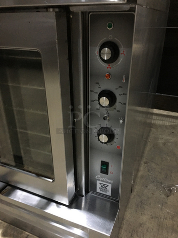Bakers Pride Commercial Full Size Natural Gas Powered Single Deck Convection Oven! With View Through Doors! All Stainless Steel! With Legs! - Image 7 of 9