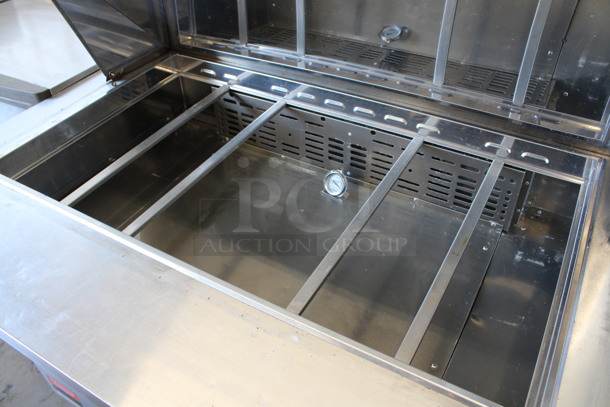 Turbo Air Model TST-48SD-18 Stainless Steel Commercial Sandwich Salad Prep Table Bain Marie Mega Top on Commercial Casters. 115 Volts, 1 Phase. 48.5x34x45. Tested and Working! - Image 4 of 7