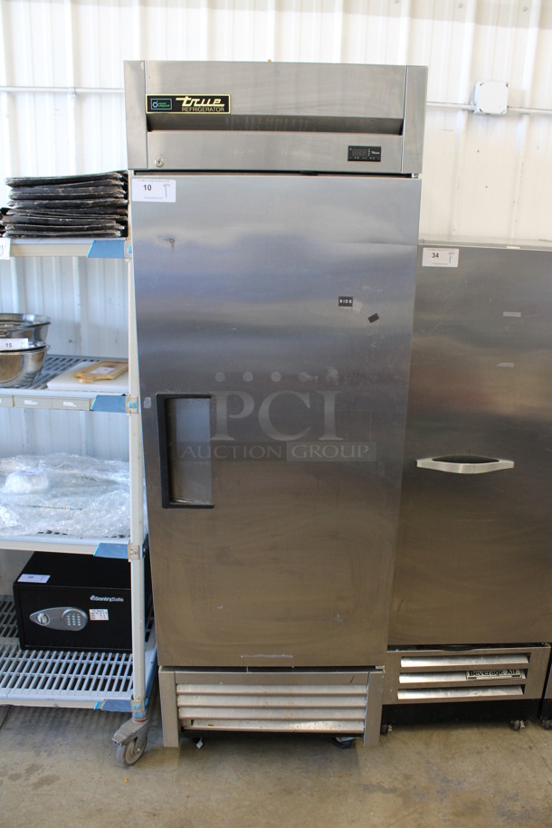 2015 True Model TS-23-HC Stainless Steel Commercial Single Door Reach In Cooler w/ Poly Coated Racks on Commercial Casters. 115 Volts, 1 Phase. 27x30x82.5. Tested and Working! - Image 4 of 6