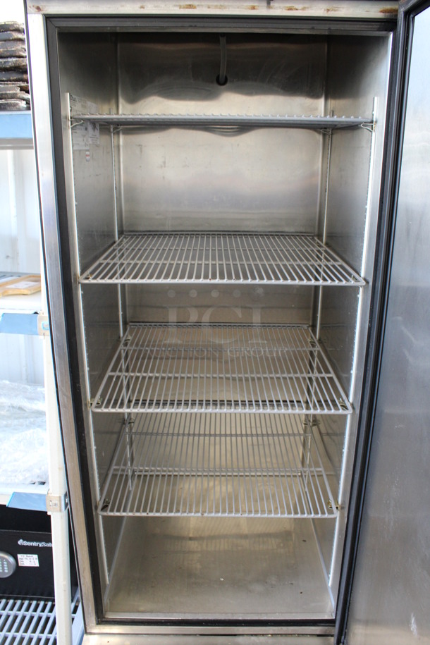 2015 True Model TS-23-HC Stainless Steel Commercial Single Door Reach In Cooler w/ Poly Coated Racks on Commercial Casters. 115 Volts, 1 Phase. 27x30x82.5. Tested and Working! - Image 6 of 6