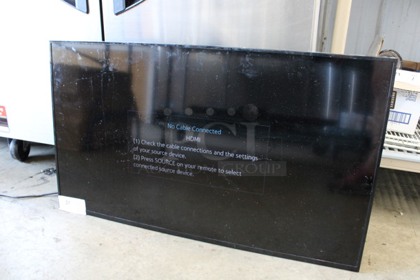 Samsung Model DB40E 40" Color Display Monitor w/ Mount and Remote. 100-240 Volts, 1 Phase. Buyer Must Pick Up - We Will Not Ship This Item. Tested and Working! - Image 4 of 11