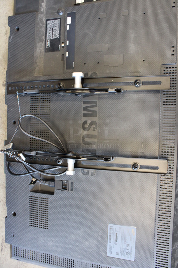 Samsung Model DB40E 40" Color Display Monitor w/ Mount and Remote. 100-240 Volts, 1 Phase. Buyer Must Pick Up - We Will Not Ship This Item. Tested and Working! - Image 9 of 9