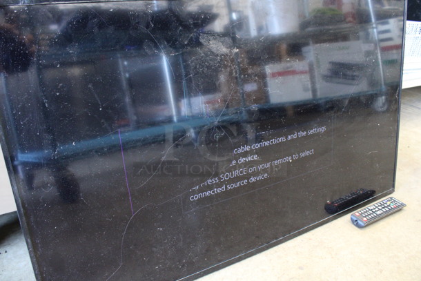 Samsung Model DB40E 40" Color Display Monitor w/ Mount and Remote. See Pictures For Damage To Screen. 100-240 Volts, 1 Phase. Buyer Must Pick Up - We Will Not Ship This Item. Tested and Working! - Image 5 of 10