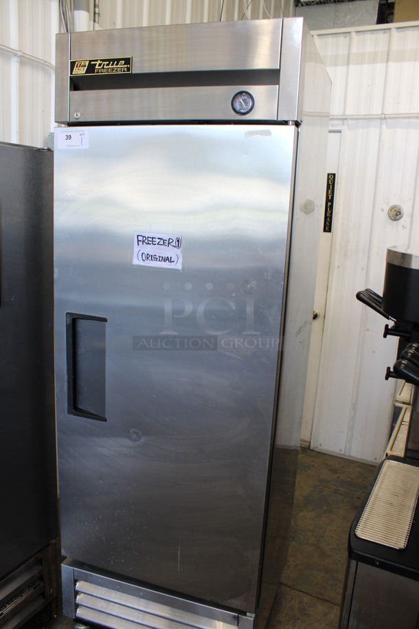 2016 True Model T-19F Stainless Steel Commercial Single Door Reach In Freezer w/ Poly Coated Racks on Commercial Casters. 115 Volts, 1 Phase. 27x25x79. Tested and Working! - Image 2 of 7