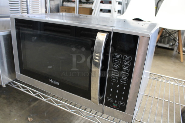 Haier Model HMC935SESS Countertop Microwave Oven w/ Plate. 120 Volts, 1 Phase. 19x13x11 - Image 3 of 5