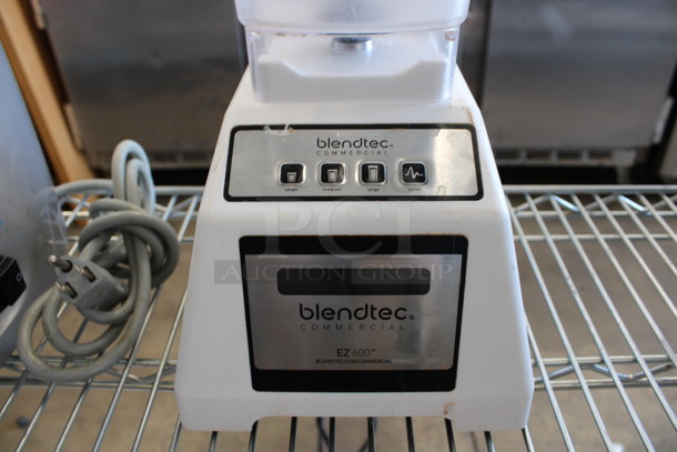 Blendtec Model ES3 Metal Commercial Countertop Blender w/ Pitcher and Lid. 100-127 Volts, 1 Phase. 7x8x15. Tested and Working! - Image 4 of 6