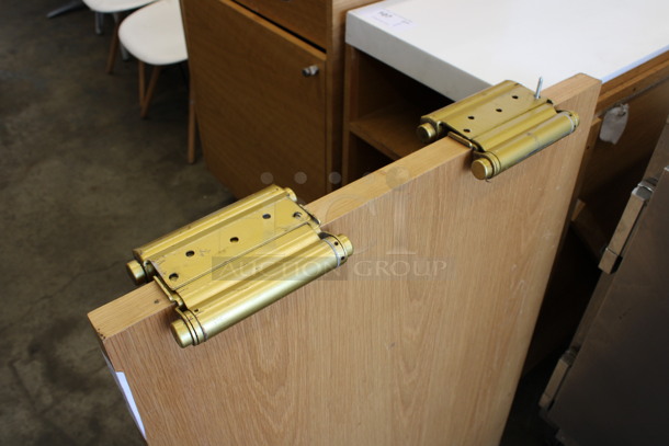 Wood Pattern Swinging Door. 36x5x27 - Image 3 of 3