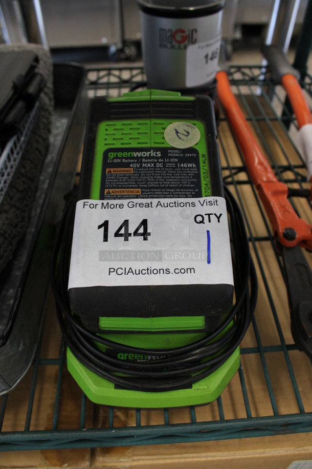 Greenworks Lithium Ion Battery Charger. 5.5x6.5x7 - Image 2 of 4