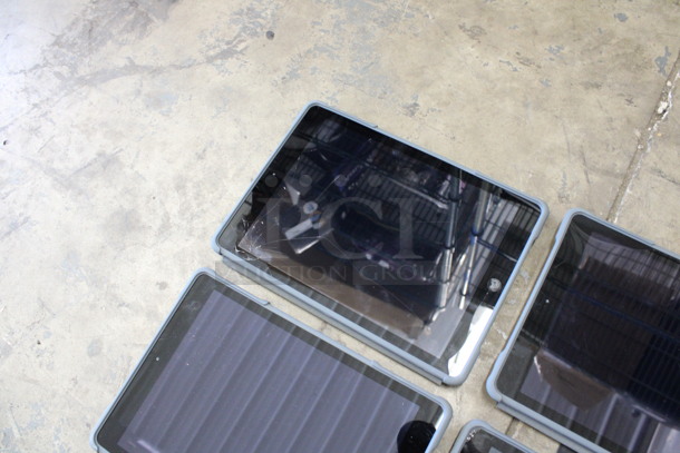 4 Apple Model A1474 9.5" iPads in Cases. See Pictures for Glass Damage. 4 Times Your Bid! - Image 6 of 12