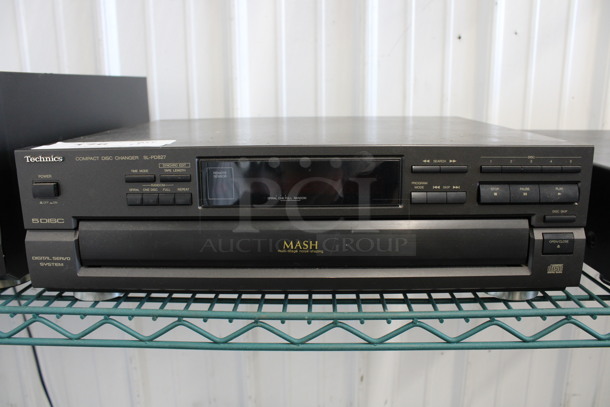 Technics Model SL-PD827 Compact Disc Changer. 17x14x5 - Image 1 of 4