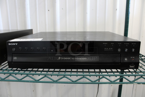 Sony CDP-CE500 Compact Disc Player. 17x15x4