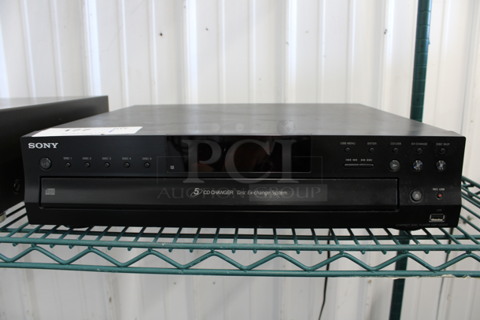 Sony CDP-CE500 Compact Disc Player. 17x15x4