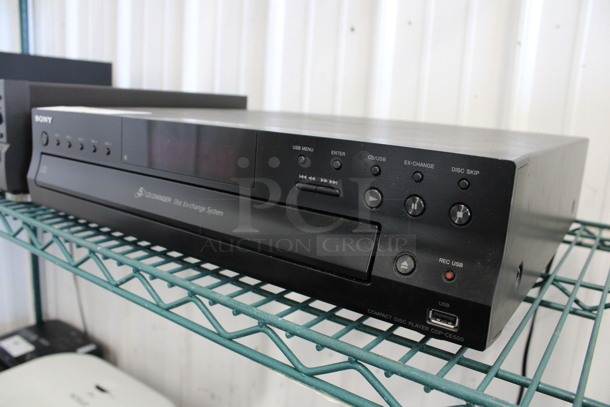 Sony CDP-CE500 Compact Disc Player. 17x15x4 - Image 3 of 5