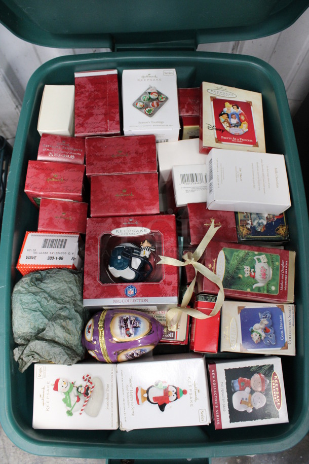 ALL ONE MONEY! Lot of Various IN ORIGINAL BOX Hallmark Ornaments in Green Poly Bin!