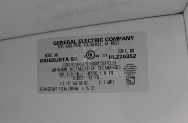 General Electric Model GSH25JSTA SS Chrome Finish Cooler Freezer Combo Unit. 110-127 Volts, 1 Phase. 36x32x69.5. Tested and Working! - Image 7 of 8