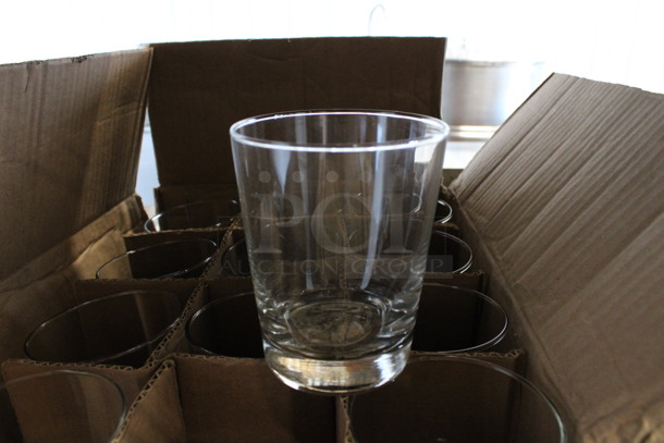 24 BRAND NEW IN BOX! Libbey 816CD 15 oz Double Old Fashioned Glasses. 3.5x3.5x4.5. 24 Times Your Bid!