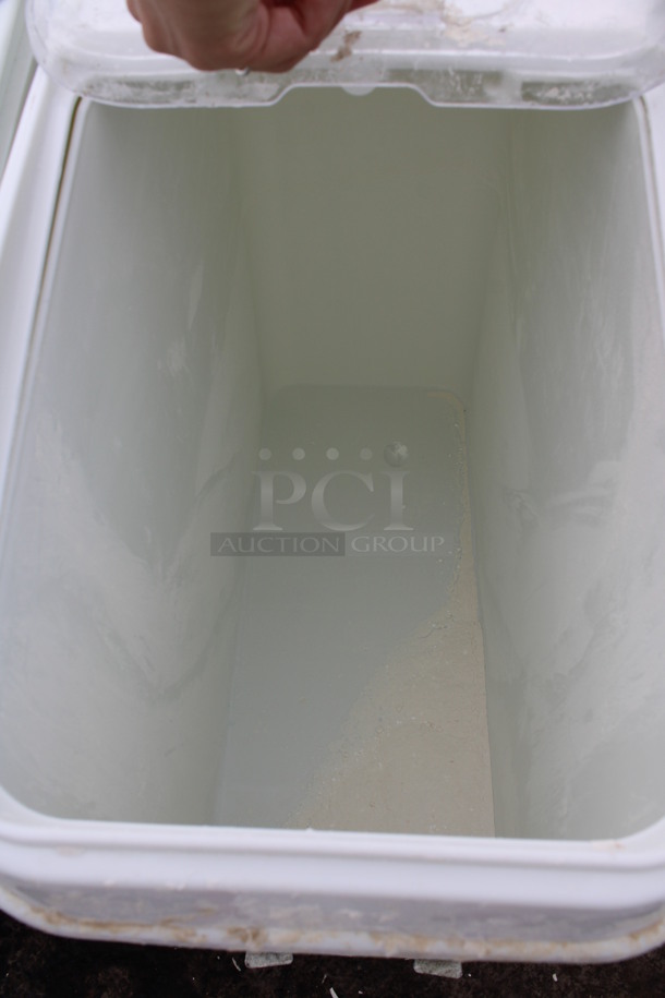 Baker's Mark White Poly Ingredient Bin w/ Lid on Commercial Casters. 12x29x29 - Image 4 of 4