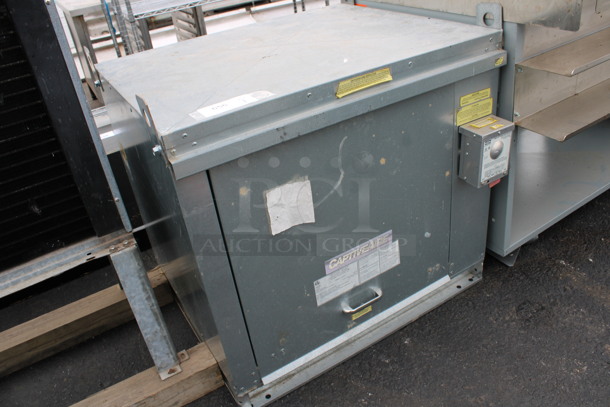 CaptiveAire Model A1-G10 Metal Commercial Power Ventilator. 33x30x32 - Image 2 of 4