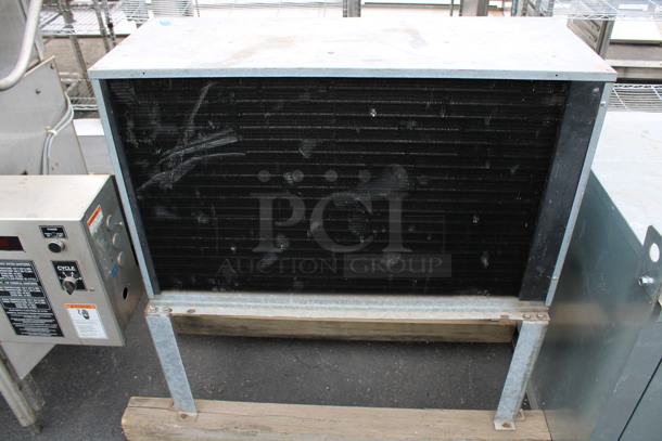 Metal Commercial Remote Condenser. 36x16x37 - Image 1 of 5