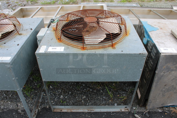 Manitowoc Model JC0895 Metal Commercial Remote Condenser. 208-230 Volts, 1 Phase. 31x24.5x31