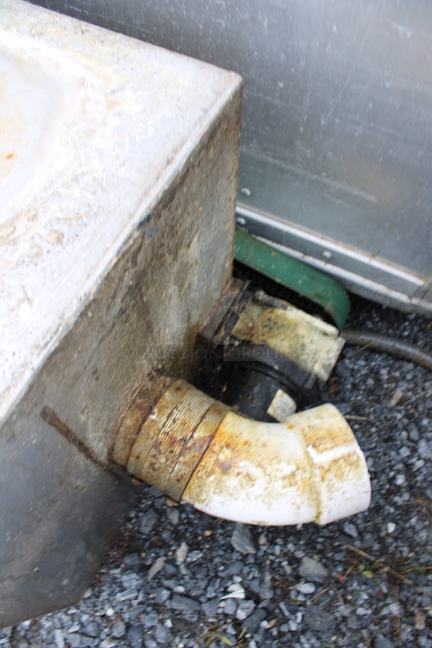 AGI Automatic Grease Interceptor Stainless Steel Grease Trap. 38x20x18 - Image 6 of 7