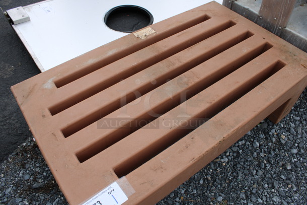 Brown Poly Dunnage Rack. 36x21x12 - Image 2 of 3