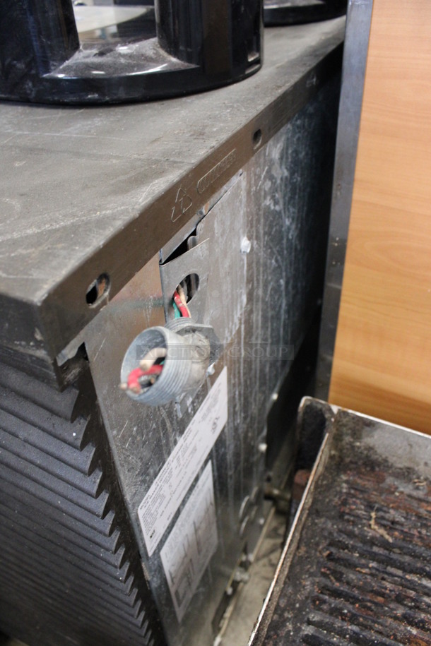2012 Manitowoc Model IY1005W-261 Stainless Steel Commercial Water Cooled Ice Machine Head. 208-230 Volts, 1 Phase. 30x25x27 - Image 4 of 5