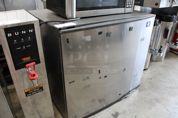 Manitowoc Model SY0894N Stainless Steel Commercial Ice Machine Head. Does Not Come w/ Remote Condenser. 208-230 Volts, 1 Phase. 30x25x27 - Image 3 of 5