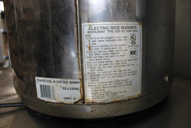 Model SEJ-22000 Stainless Steel Countertop Rice Cooker. 120 Volts, 1 Phase. 14.5x14.5x15. Tested and Working! - Image 4 of 4
