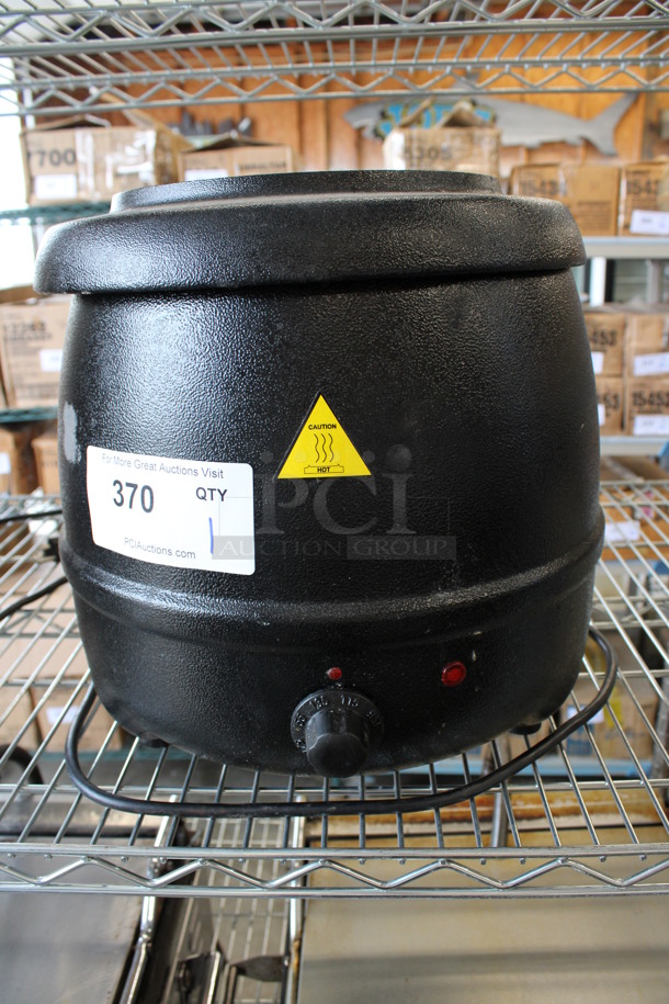 Glenray Model 1021805 Metal Commercial Countertop Soup Kettle Food Warmer. 120 Volts, 1 Phase. 13x13x12. Tested and Working!