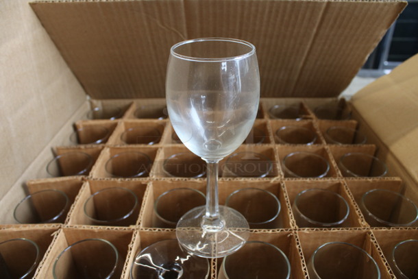 35 BRAND NEW IN BOX! Libbey 8766 Napa Country 6.5 oz Tall Wine Glasses. 2.5x2.5x6.5. 35 Times Your Bid!