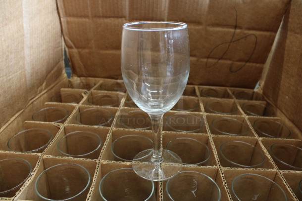 35 BRAND NEW IN BOX! Sysco Citation 8 oz Wine Beer Glasses. 3x3x6.75. 35 Times Your Bid!
