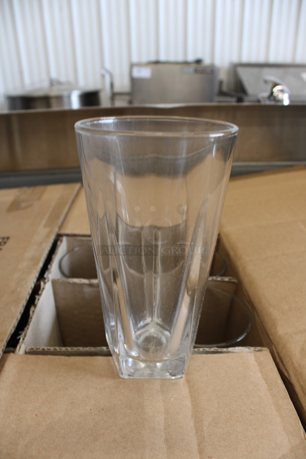 24 BRAND NEW IN BOX! Libbey 15477 inverness 15.25 oz Cooler Glasses. 3.5x3.5x6. 24 Times Your Bid!