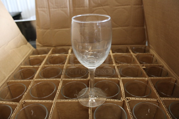 30 BRAND NEW IN BOX! Libbey 8464 Citation 8 oz Wine Beer Glasses. 2.75x2.75x6.75. 30 Times Your Bid!