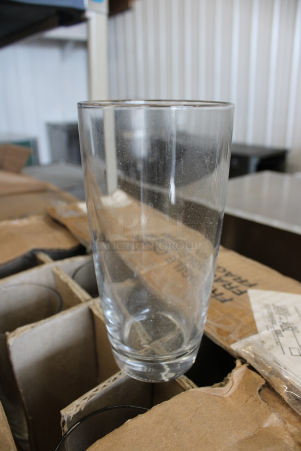 35 BRAND NEW IN BOX! Libbey 12263 12.5 oz Beverage Glasses. 2.75x2.75x5.75. 35 Times Your Bid!