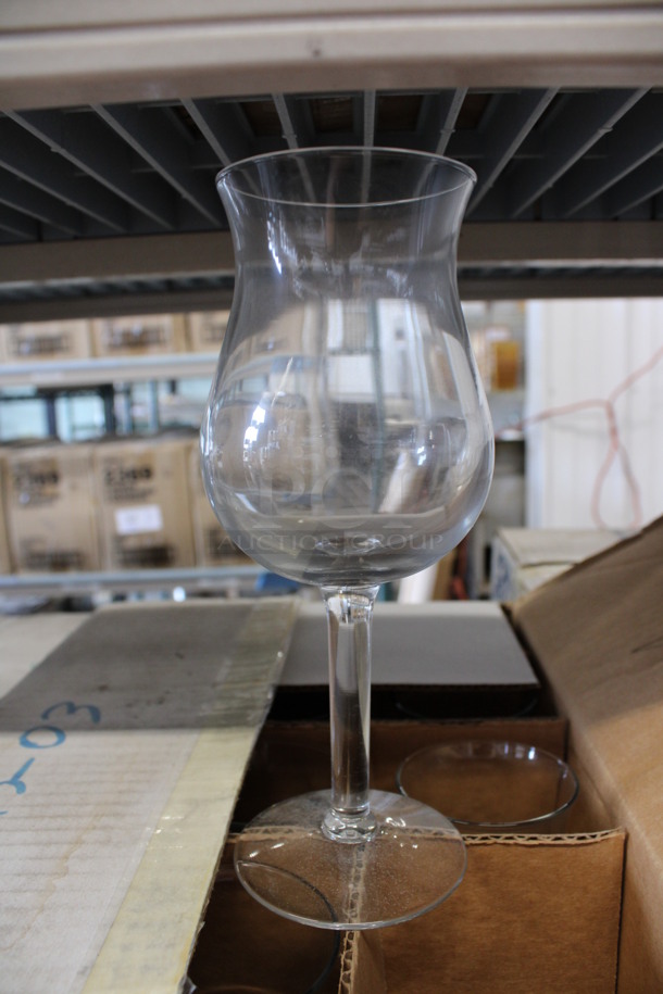 12 BRAND NEW IN BOX! Sysco Grande 13 oz Viva Grande Wine Glasses. 3.25x3.25x8. 12 Times Your Bid!