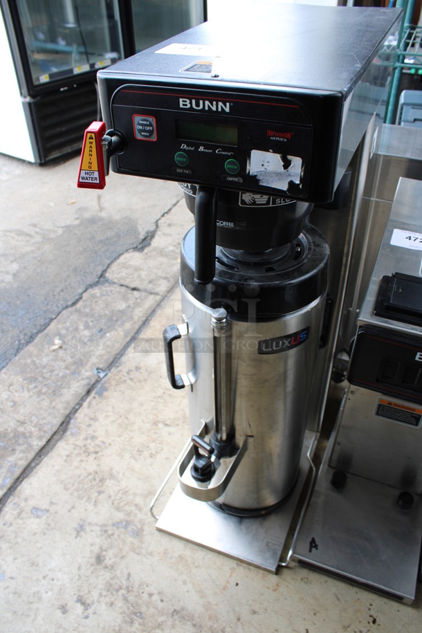 2012 Bunn Model ITCB-DV Stainless Steel Commercial Countertop Iced Tea Machine w/ Hot Water Dispenser, Server Satellite and Poly Brew Basket. 120 Volts, 1 Phase. 10x23x34 - Image 4 of 5