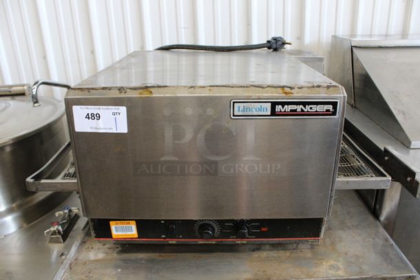 Lincoln Impinger Stainless Steel Commercial Countertop Electric Powered Conveyor Pizza Oven. 208 Volts, 1 Phase. 32x32x16