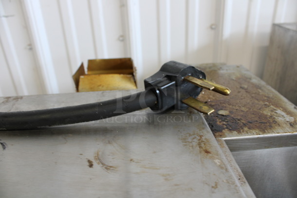 Lincoln Impinger Stainless Steel Commercial Countertop Electric Powered Conveyor Pizza Oven. 208 Volts, 1 Phase. 32x32x16 - Image 5 of 7