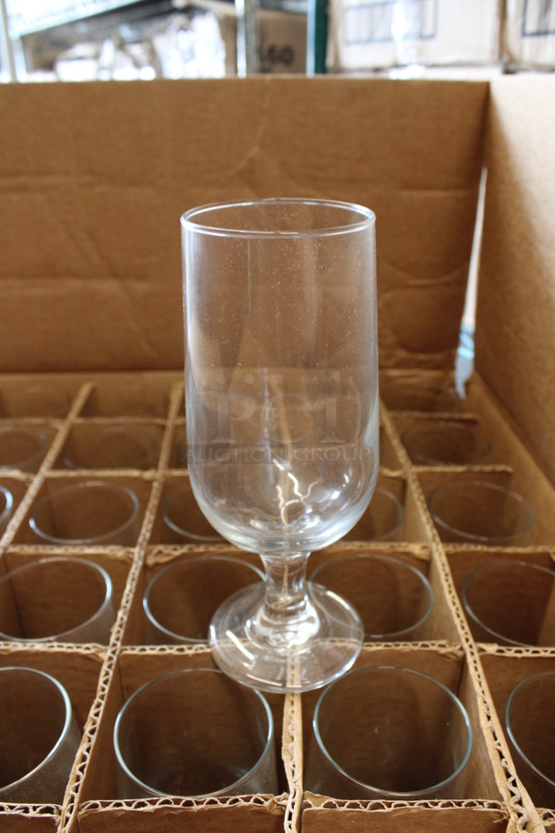 36 BRAND NEW IN BOX! Sysco Embassy Beer  Glasses. 2.75x2.75x7. 36 Times Your Bid!