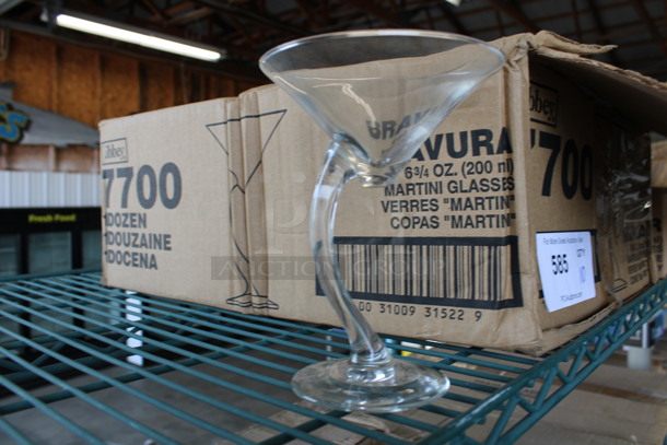 10 BRAND NEW IN BOX! Libbey 7700 Bravura 6.75 oz Martini Glasses. 5x5x6.5. 10 Times Your Bid!