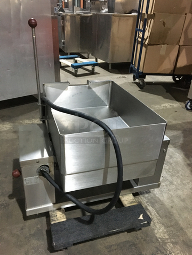 Southbend Commercial Electric Countertop Tilting Skillet! All Stainless Steel! Model BECT12! 208V 1Phase! - Image 4 of 10