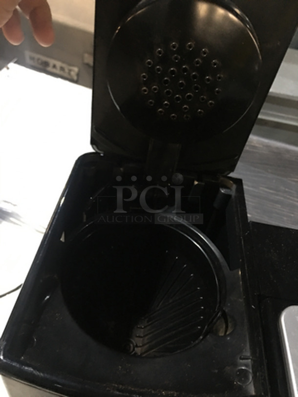 Cuisinart Countertop Coffee Machine/Single Serve Brewer! Model SS15! 120V! - Image 5 of 10
