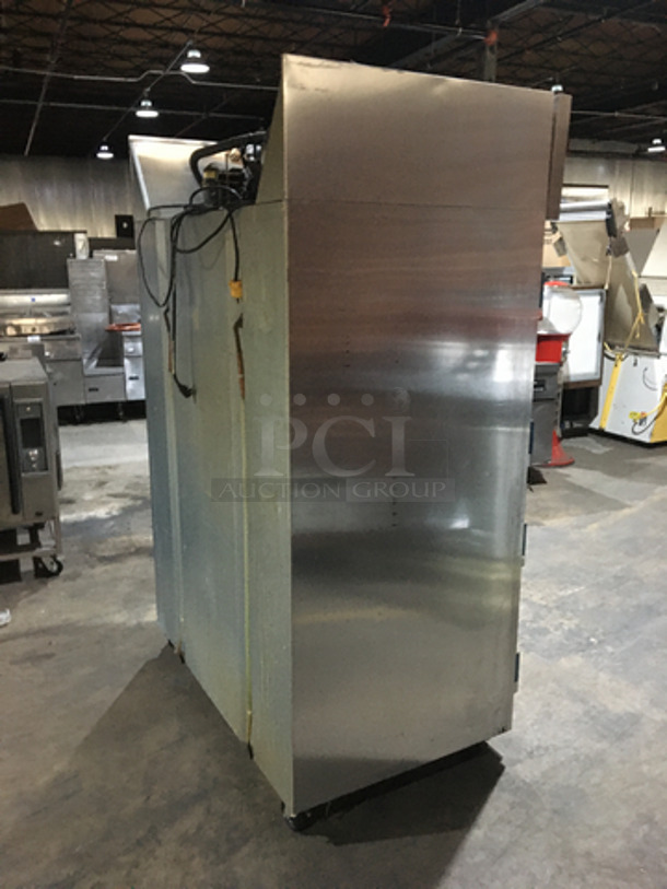 Continental Commercial 4 Split Door Reach In Cooler! Model 2RFHD Serial 14523636! Each Side Controlled Individually! 115V 1 Phase! All Stainless Steel! On Casters! - Image 3 of 10