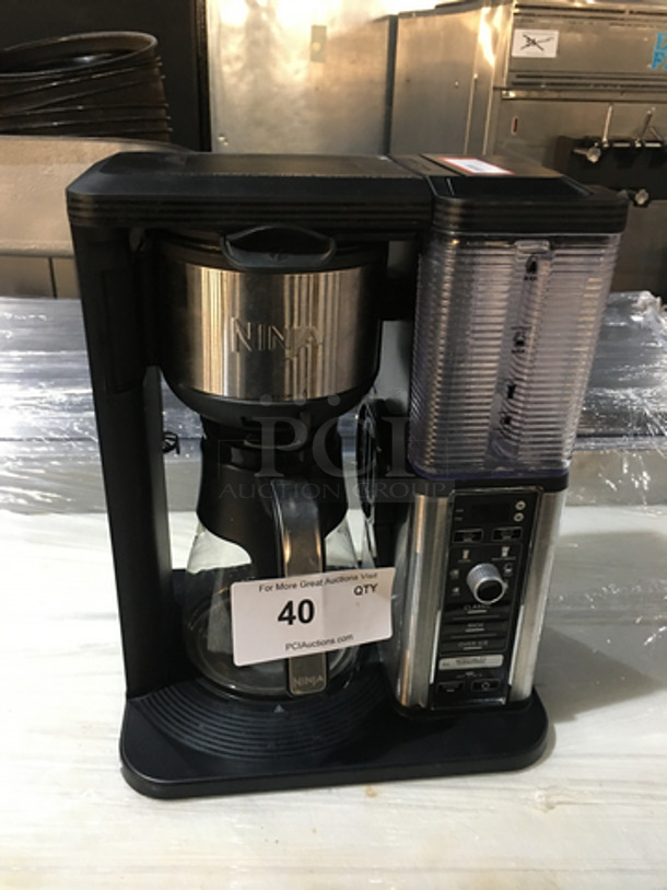 Ninja Countertop Coffee Machine! Model CF09132CF4! 120V!