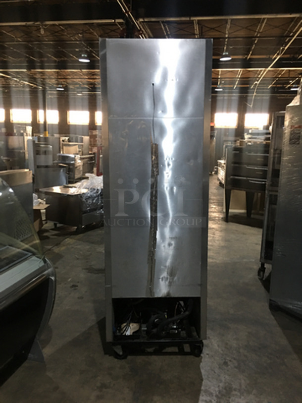 True Commercial Single Door Reach In Freezer! All Stainless Steel! Model T23F Serial 7824679! 115V 1Phase! On Casters! - Image 3 of 9