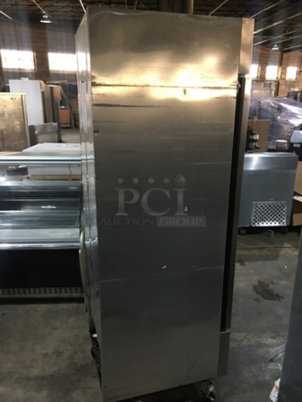 True Commercial Single Door Reach In Freezer! All Stainless Steel! Model T23F Serial 7824679! 115V 1Phase! On Casters! - Image 4 of 9