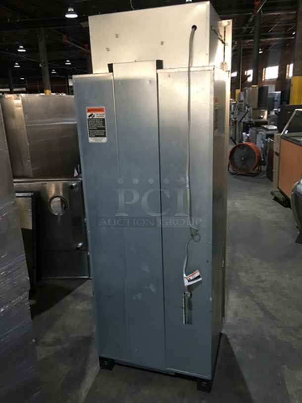 Sub Zero Commercial Single Door Reach In Refrigerator! With Built In Freezer Drawer Underneath! Stainless Steel Front!  - Image 3 of 10